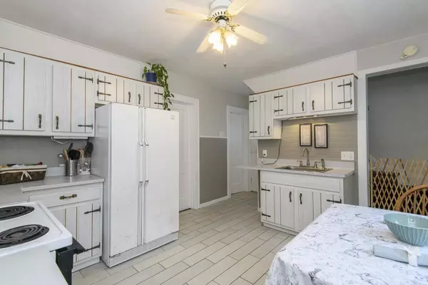 West Allis, WI 53227,2032 S 96th STREET