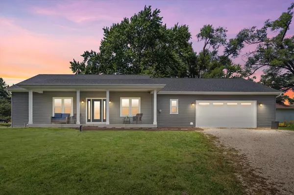 9774 270th AVENUE, Trevor, WI 53179