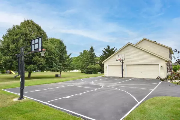 Menomonee Falls, WI 53051,N53W15196 Glenmeadow COURT