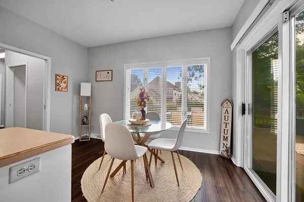 Waukesha, WI 53188,2824 Burton DRIVE