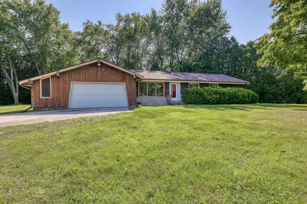 10133 N Meadow LANE, Mequon, WI 53092