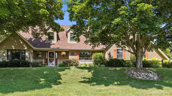 S76W23840 Westwood DRIVE, Big Bend, WI 53103