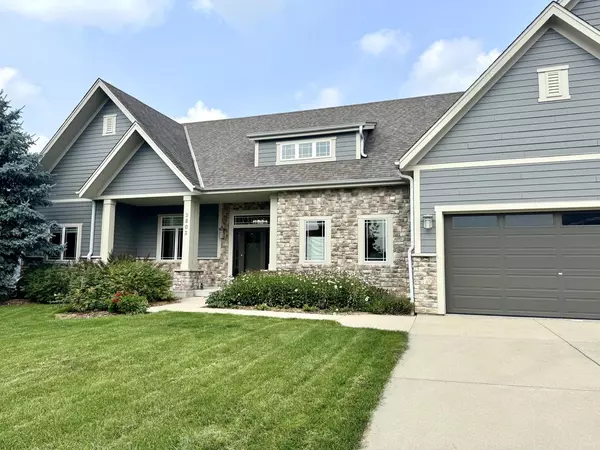 Waukesha, WI 53189,2802 Huron LANE