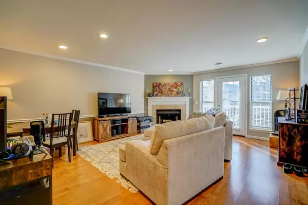 Madison, WI 53719,7206 Flagship Dr #2