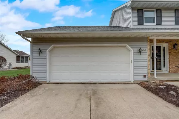 Cottage Grove, WI 53527,228 Yarrow Hill Dr