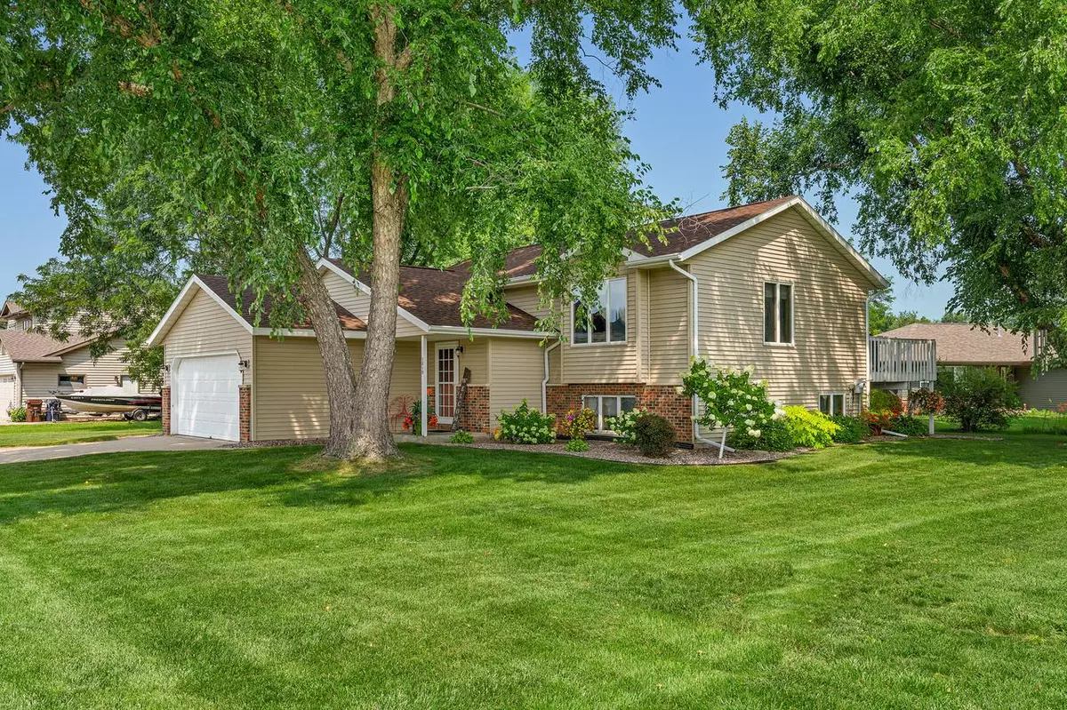 West Salem, WI 54669,1210 Brickl ROAD