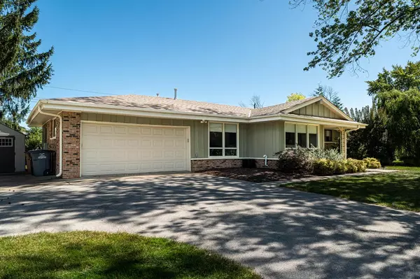 8994 N Santa Monica BOULEVARD, Bayside, WI 53217