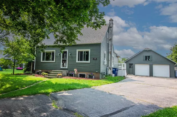 119 Oak STREET, Slinger, WI 53086