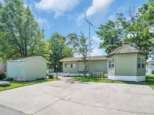 W4945 County Road ES #189, Elkhorn, WI 53121