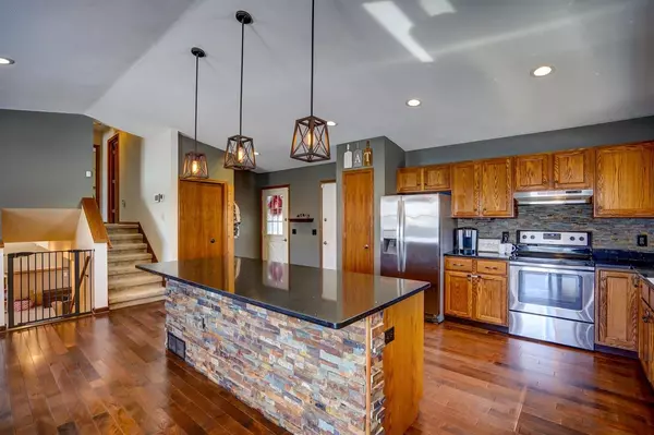 Cottage Grove, WI 53527,749 Terrace Ridge Dr