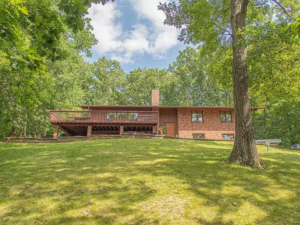 Hokah, MN 55941,5737 Fox Chase DRIVE