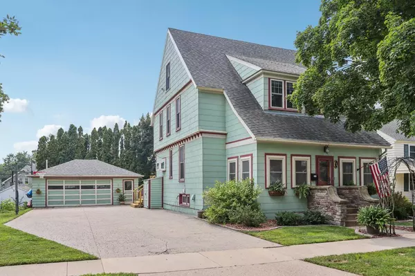 Burlington, WI 53105,324 Origen STREET