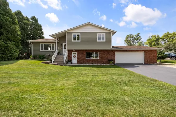 179 Second STREET, Allenton, WI 53002