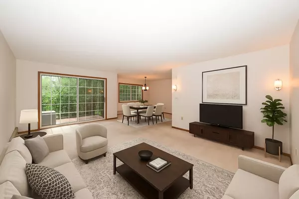 Glendale, WI 53209,1730 W Green Tree ROAD #208