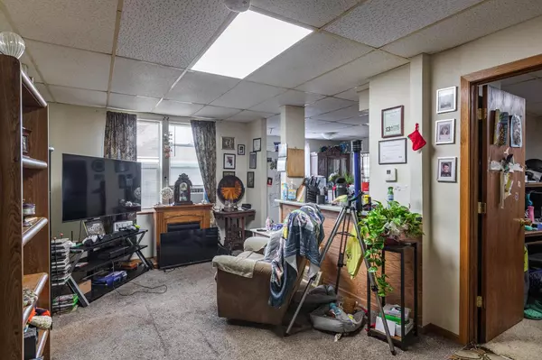 La Crosse, WI 54601,1121-1123 5th AVENUE S