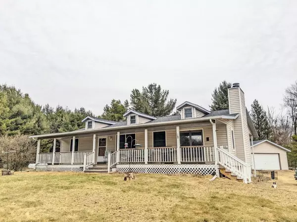 2954 County Road B, Grand Marsh, WI 53936