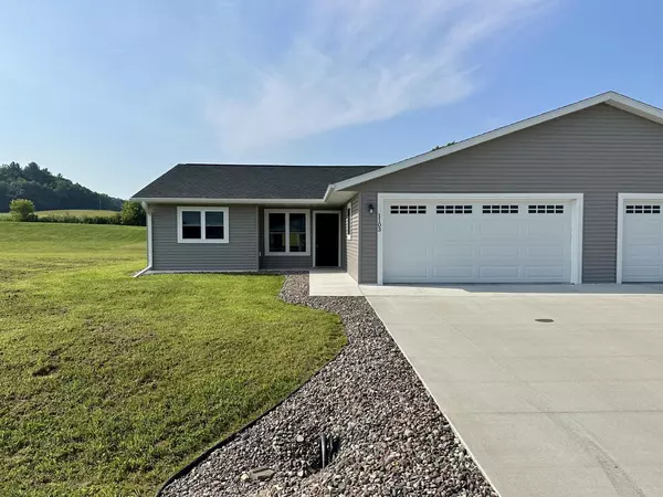 1103 E Maple STREET, Blair, WI 54616