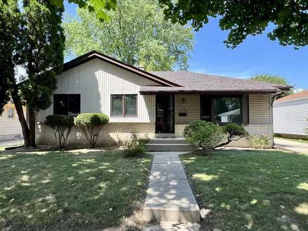 7124 W Lima STREET, Milwaukee, WI 53223