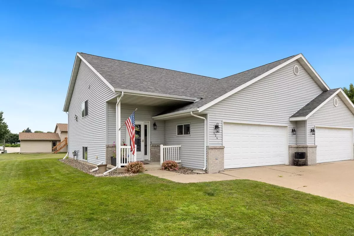 West Salem, WI 54669,124 Susan COURT