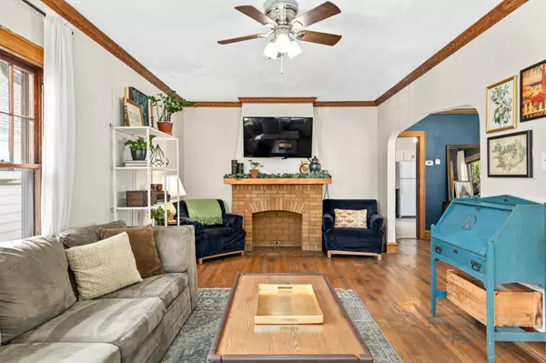 West Allis, WI 53219,6401 W Oconto PLACE