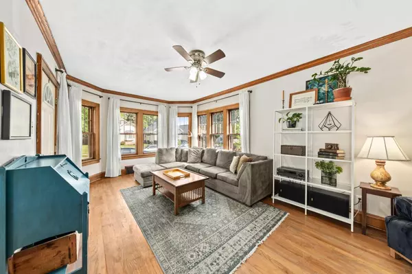 West Allis, WI 53219,6401 W Oconto PLACE
