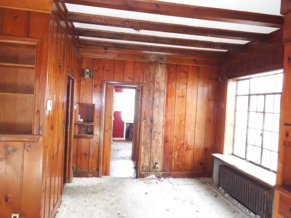 Milwaukee, WI 53218,4815 W Custer AVENUE