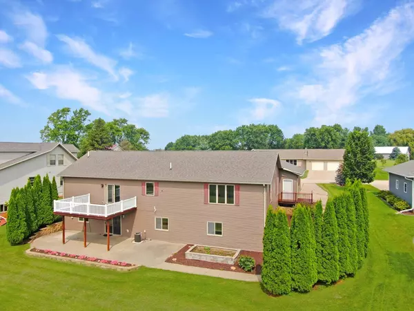 Westby, WI 54667,109 Majestic DRIVE