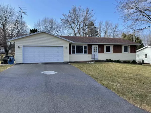 1005 N Georgetown Terr, Beaver Dam, WI 53916