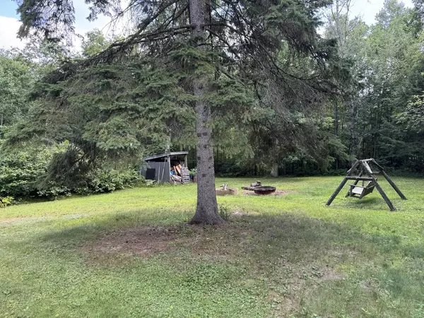 Crivitz, WI 54114,N9472 Parkway ROAD