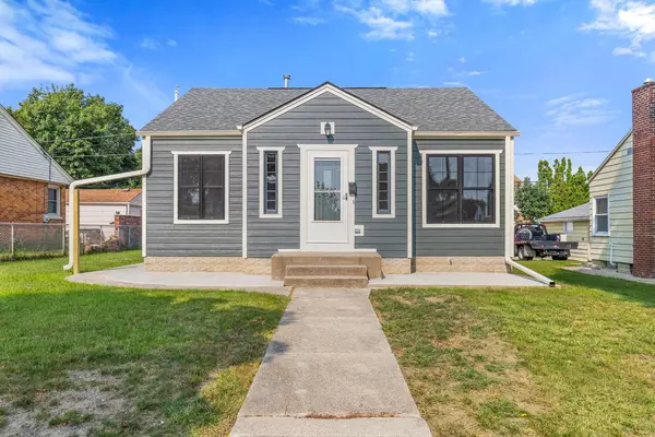 3263 S 22nd STREET, Milwaukee, WI 53215
