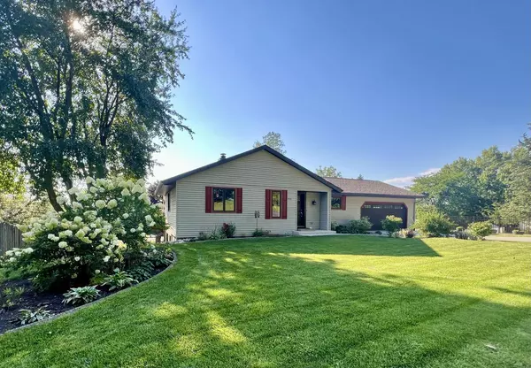 3214 Cliffside DRIVE, La Crosse, WI 54601