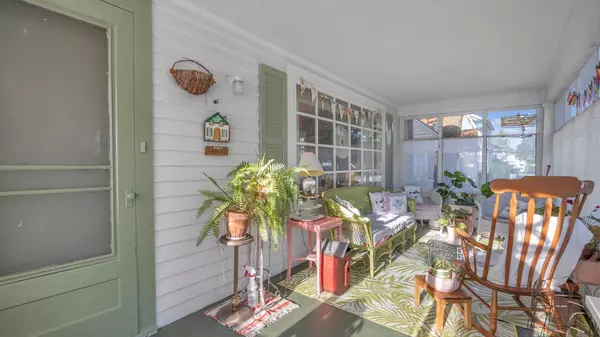 Fond Du Lac, WI 54935,165 15th STREET