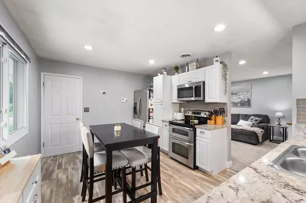 Milwaukee, WI 53209,7147 N 41st STREET