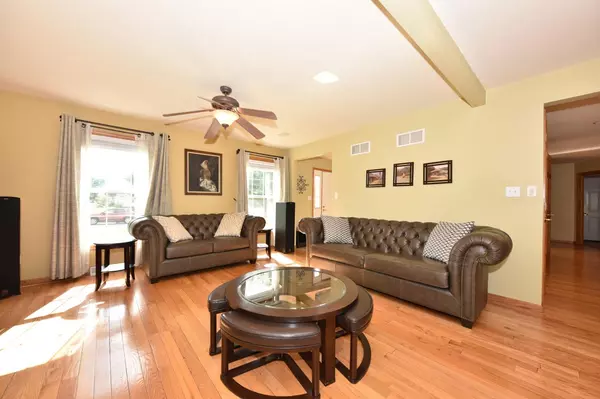 Germantown, WI 53022,W174N9948 Meadow Creek COURT