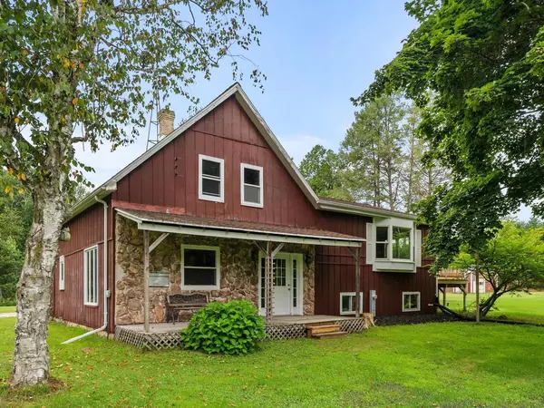 15632 Buck LANE, Mishicot, WI 54228
