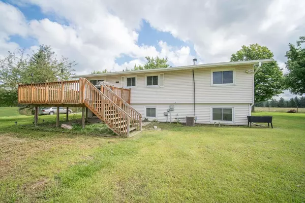 Kewaskum, WI 53040,W1242 County Road S