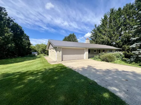 4825 County Highway Z, West Bend, WI 53095
