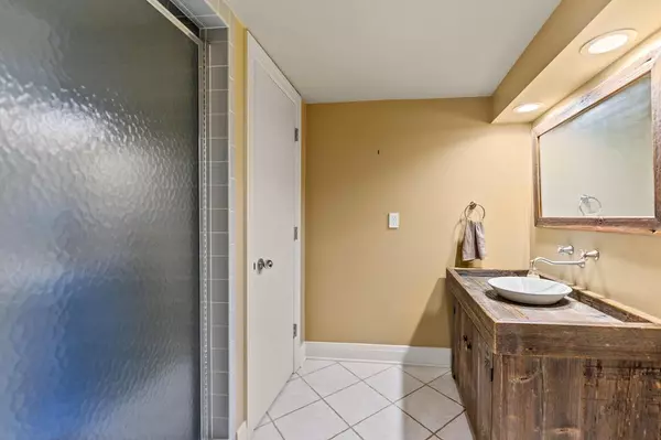 2337 N County Road F, Janesville, WI 53545