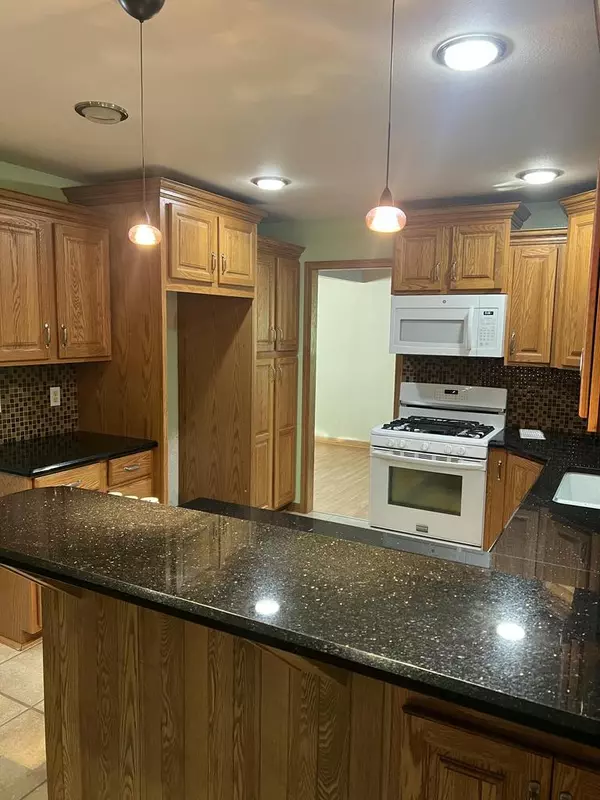 Waukesha, WI 53189,W264S7415 Mt Whitney AVENUE