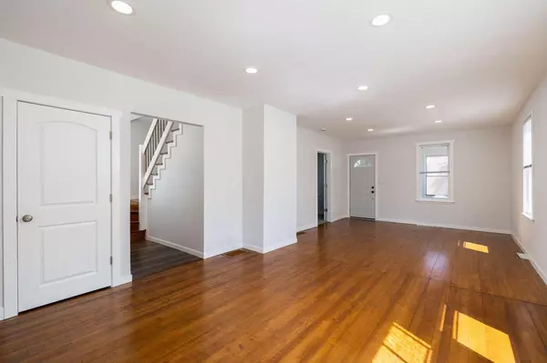 La Crosse, WI 54601,2418 14th STREET S