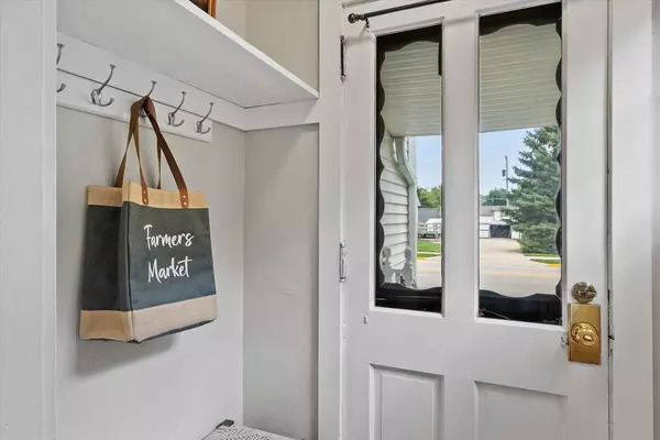 Grafton, WI 53024,1123 12th AVENUE