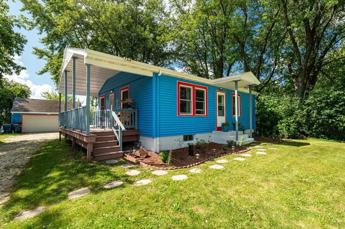 Grafton, WI 53024,725 County Road C