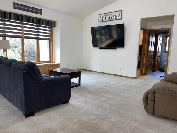 Fond Du Lac, WI 54935,1220 Winchester AVENUE