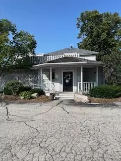 21445 Gumina ROAD, Brookfield, WI 53072