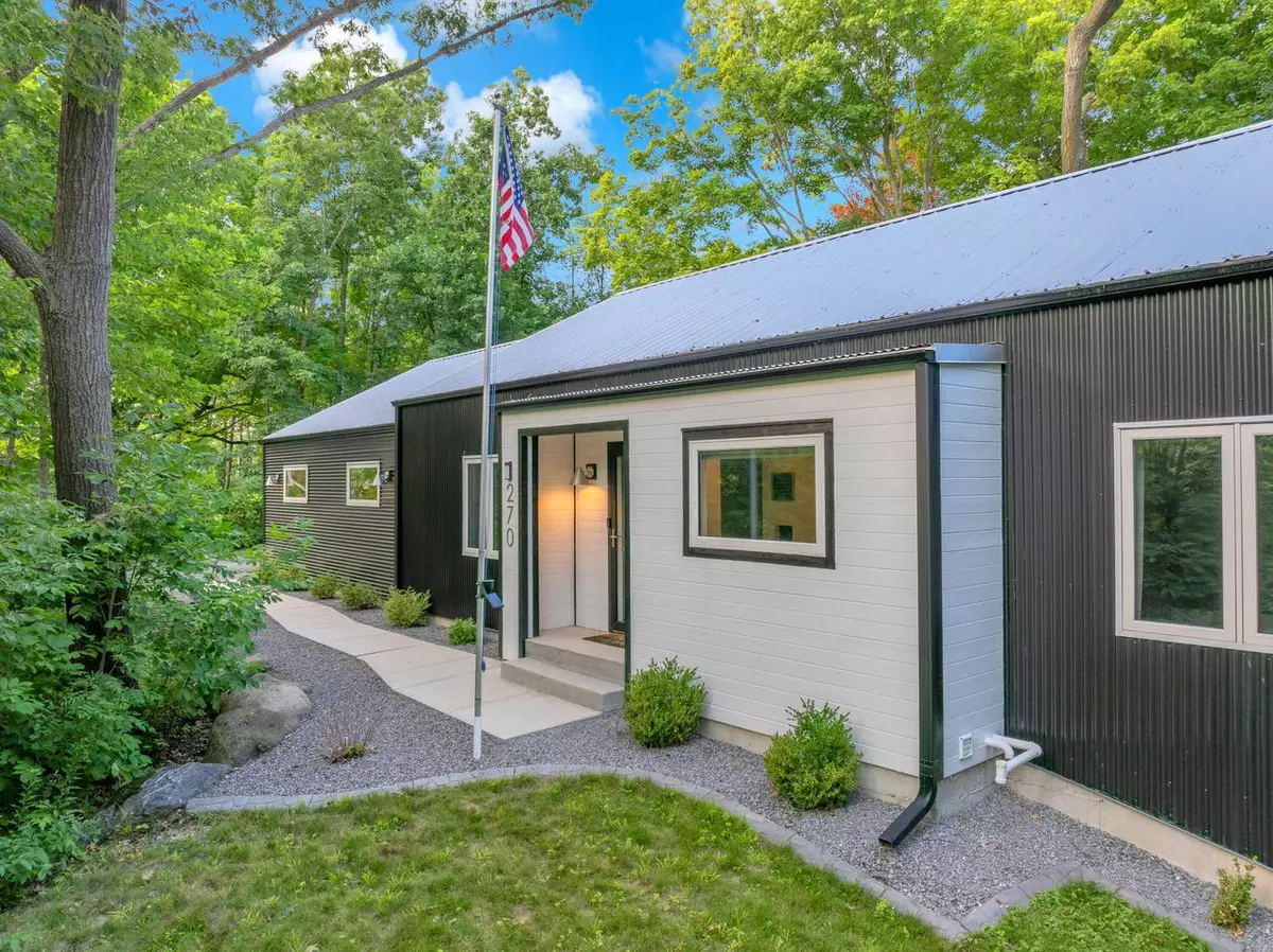 Slinger, WI 53086,270 Nordic LANE