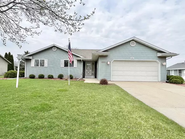 424 Wagner Dr, Clinton, WI 53525