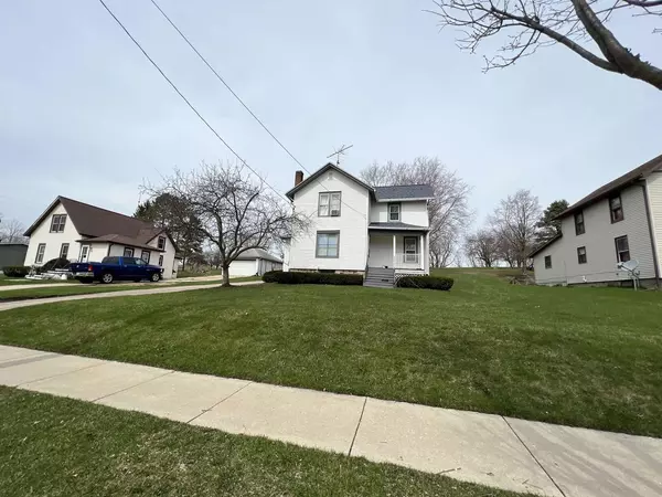 Fall River, WI 53932,418 S Main St