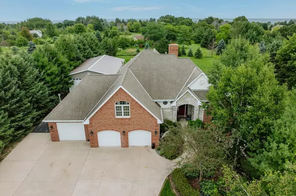 7182 Sauk Trail ROAD, Cedar Grove, WI 53013