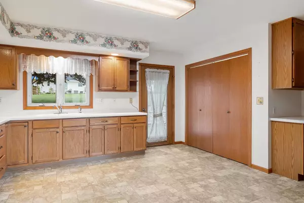 Kiel, WI 53042,1113 Dewey STREET