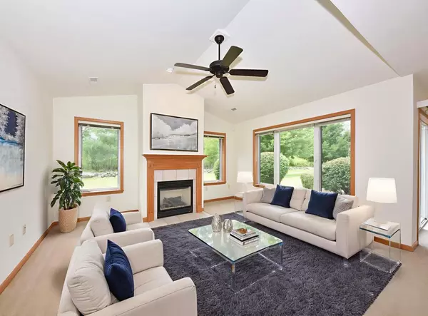 Germantown, WI 53022,N119W17659 Cove LANE #21